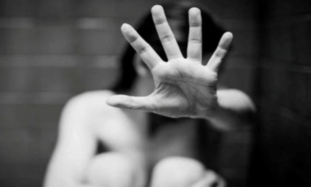 Ηράκλειο: Συνελήφθη 25χρονος Πακιστανός που επιχείρησε να βιάσει 16χρονη με την απειλή μαχαιριού